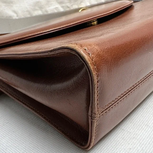 Salvatore Ferragamo Vintage Cognac Leather Flap Shoulder Crossbody Bag - Picture 15 of 16